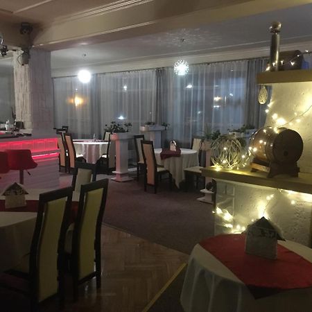 Hotel Mis Бохня Екстериор снимка