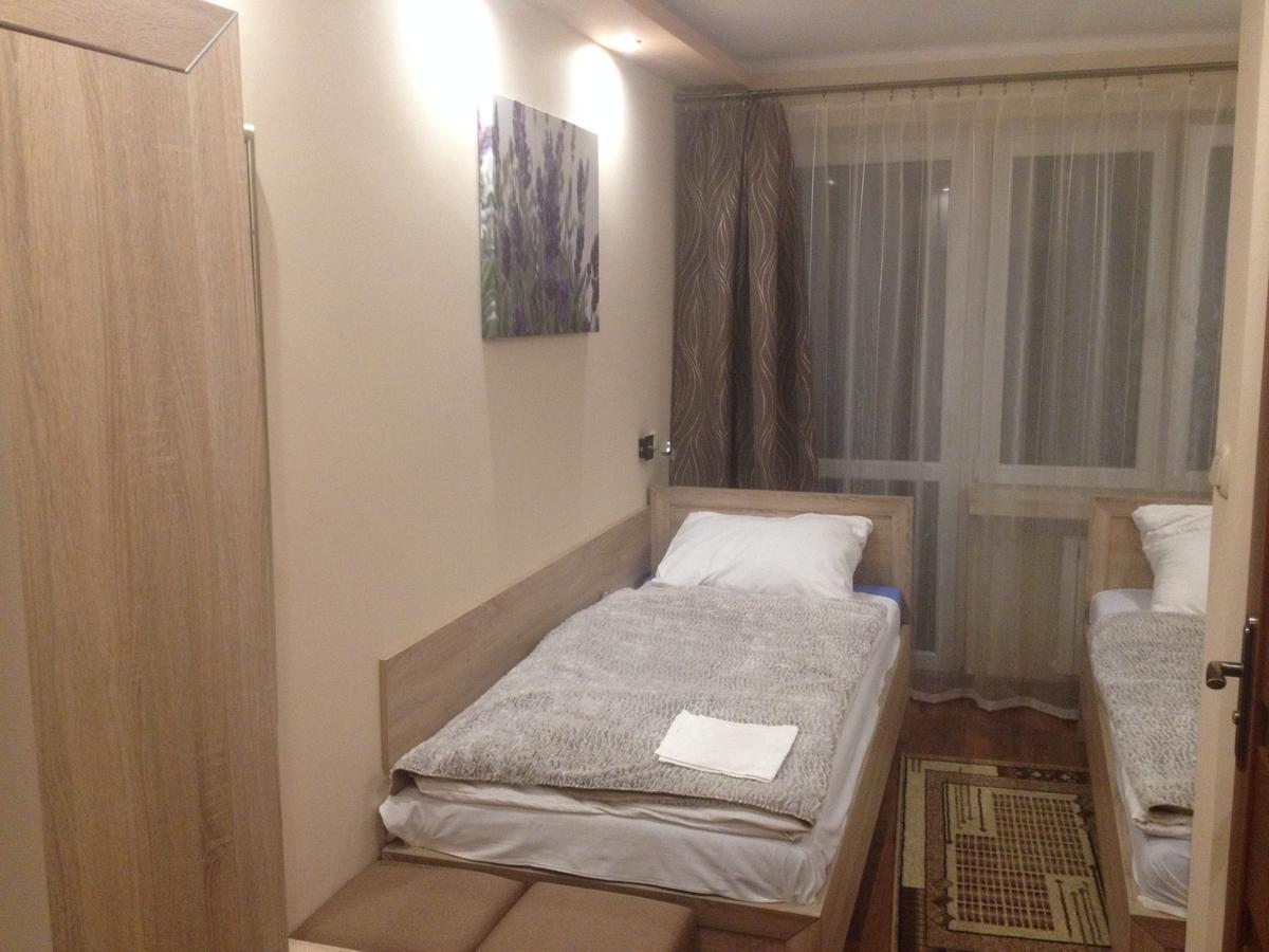 Hotel Mis Бохня Екстериор снимка