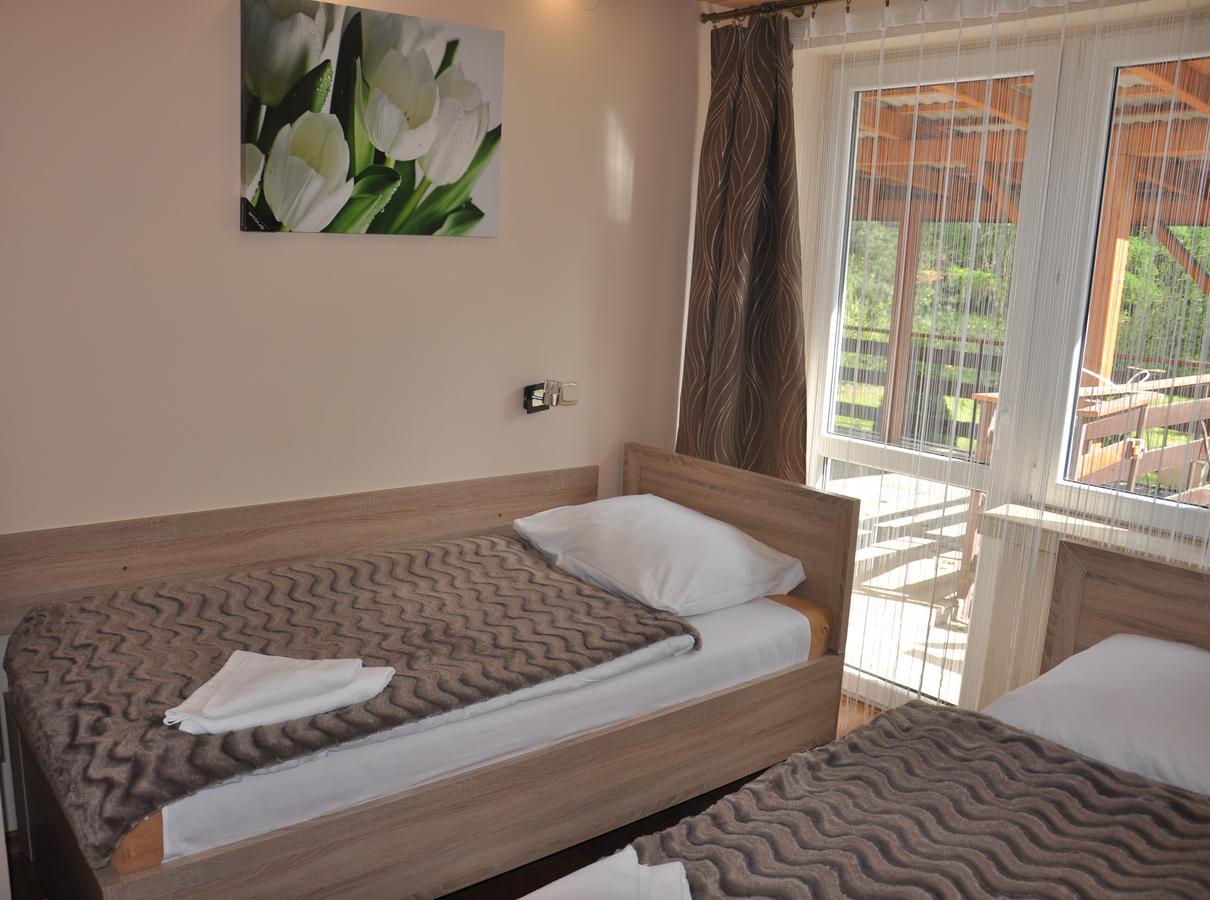 Hotel Mis Бохня Екстериор снимка