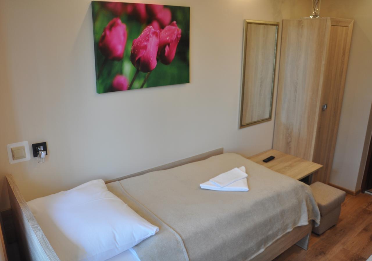 Hotel Mis Бохня Екстериор снимка