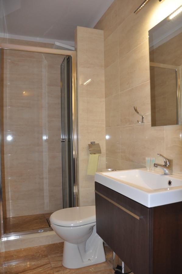 Hotel Mis Бохня Екстериор снимка