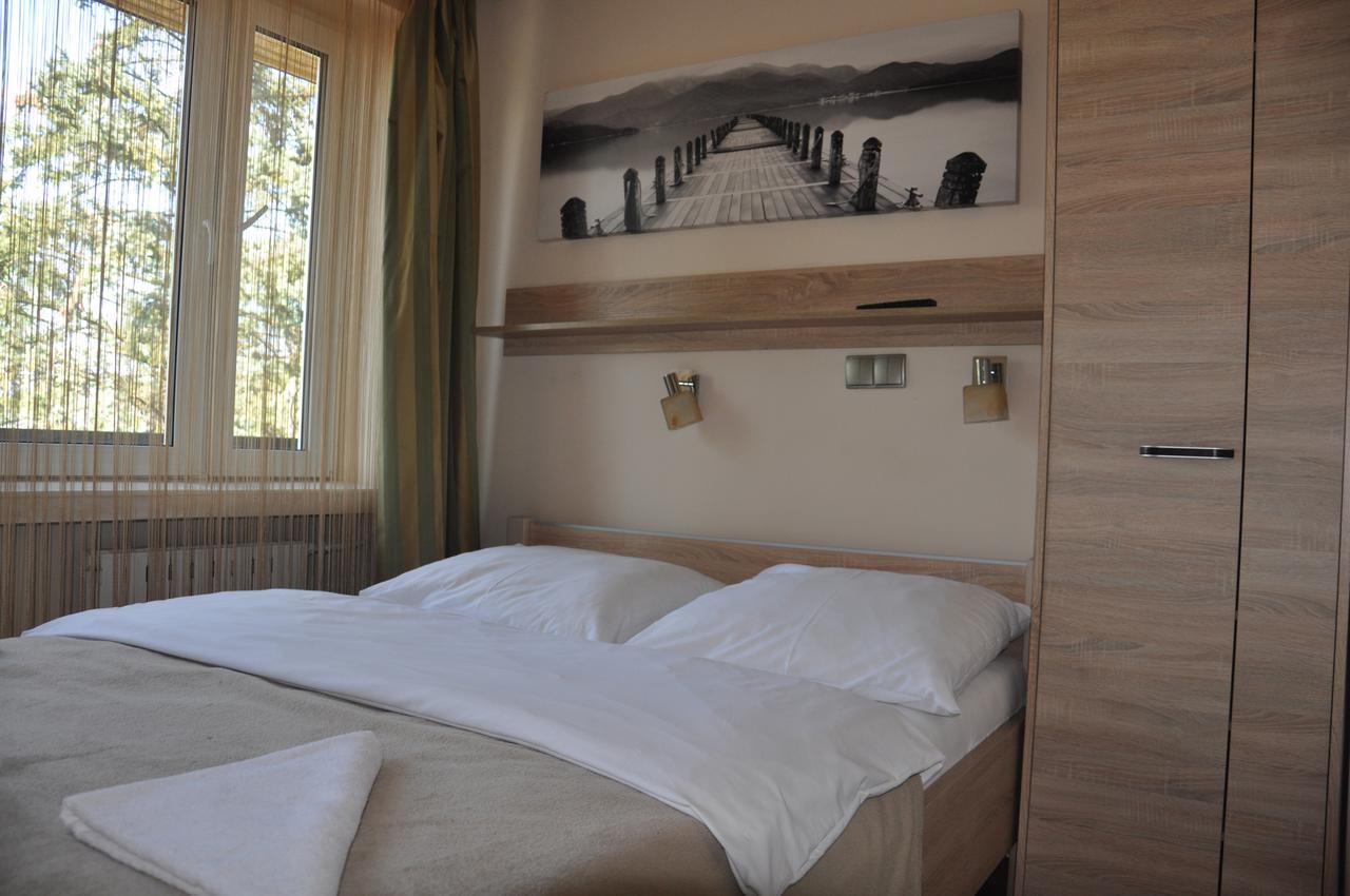 Hotel Mis Бохня Екстериор снимка