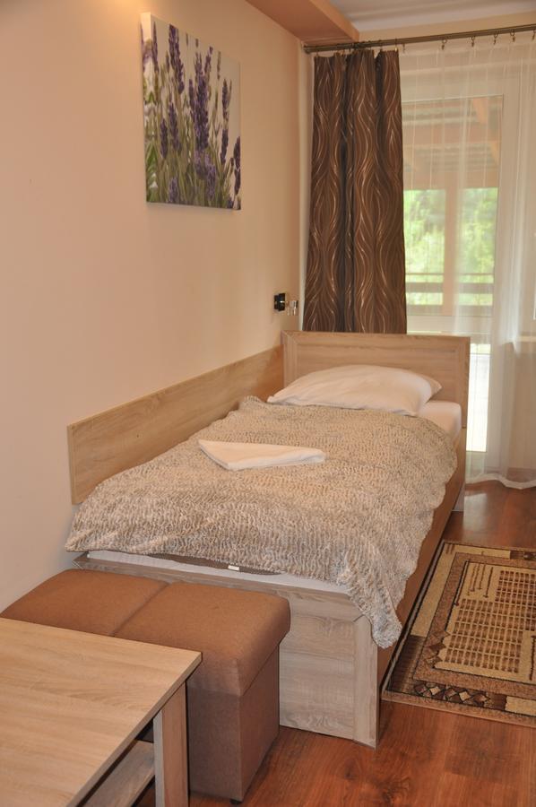 Hotel Mis Бохня Екстериор снимка