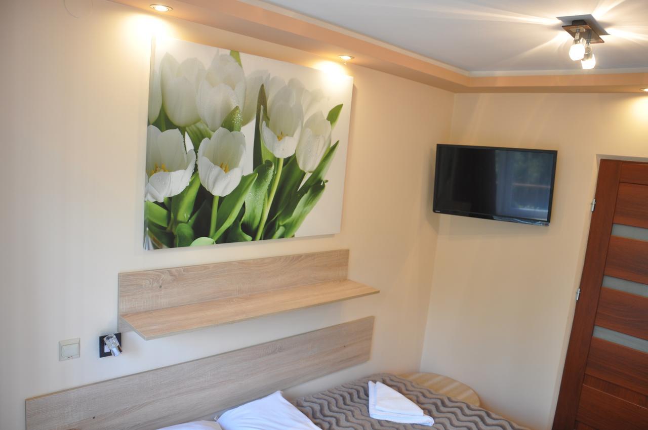 Hotel Mis Бохня Екстериор снимка